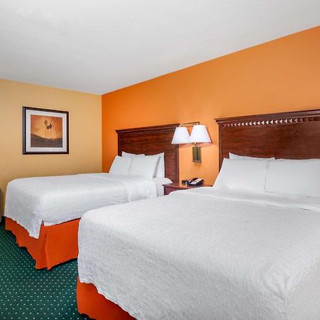Hampton Inn & Suites Sacramento-Elk Grove Laguna I-5 Екстериор снимка