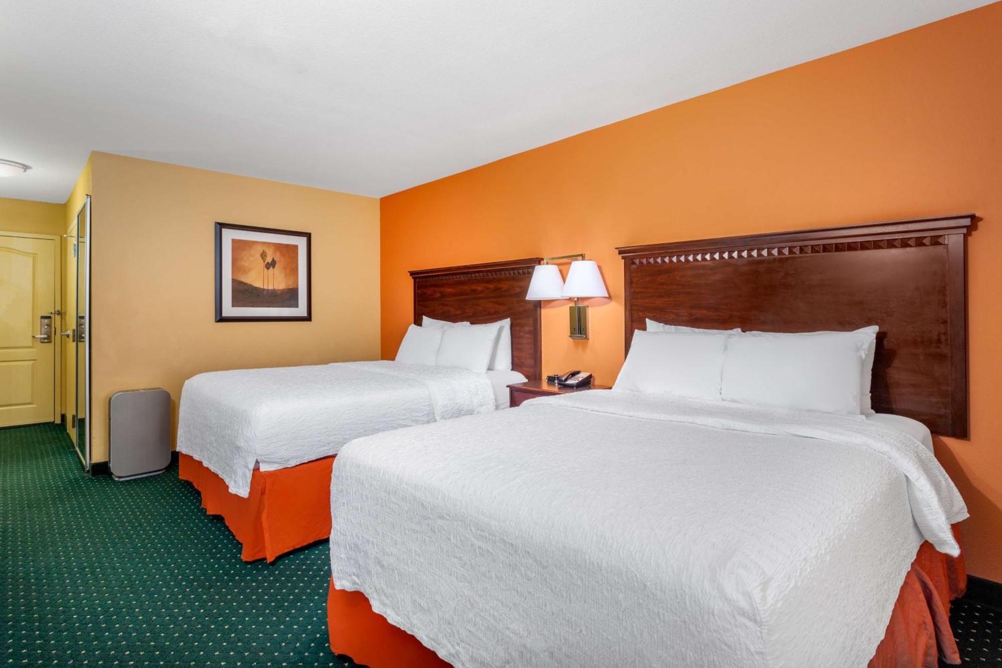Hampton Inn & Suites Sacramento-Elk Grove Laguna I-5 Екстериор снимка