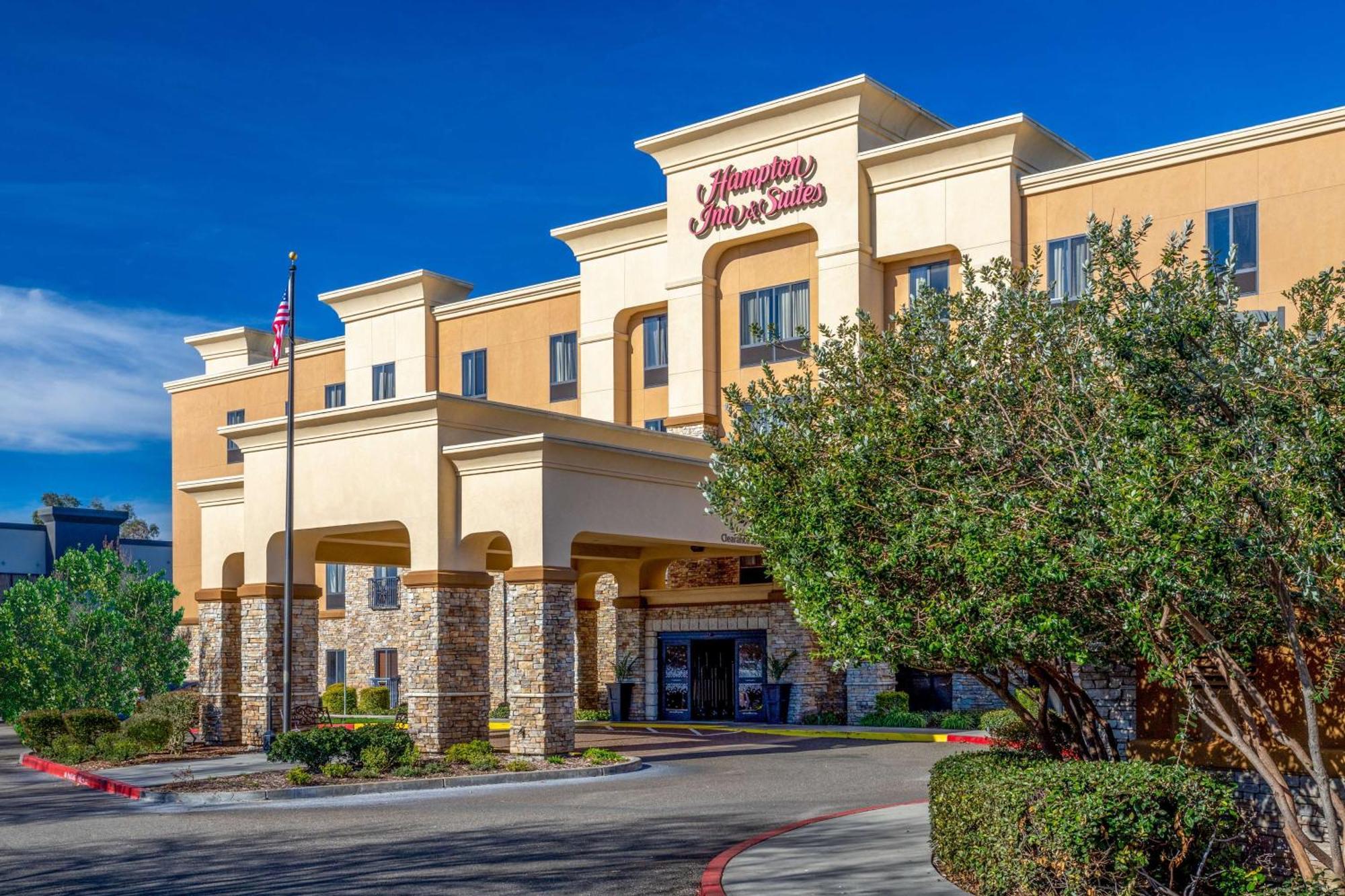 Hampton Inn & Suites Sacramento-Elk Grove Laguna I-5 Екстериор снимка