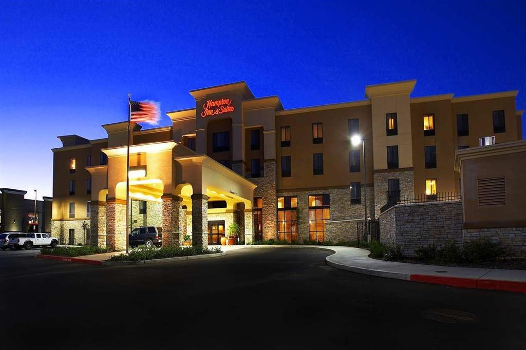 Hampton Inn & Suites Sacramento-Elk Grove Laguna I-5 Екстериор снимка