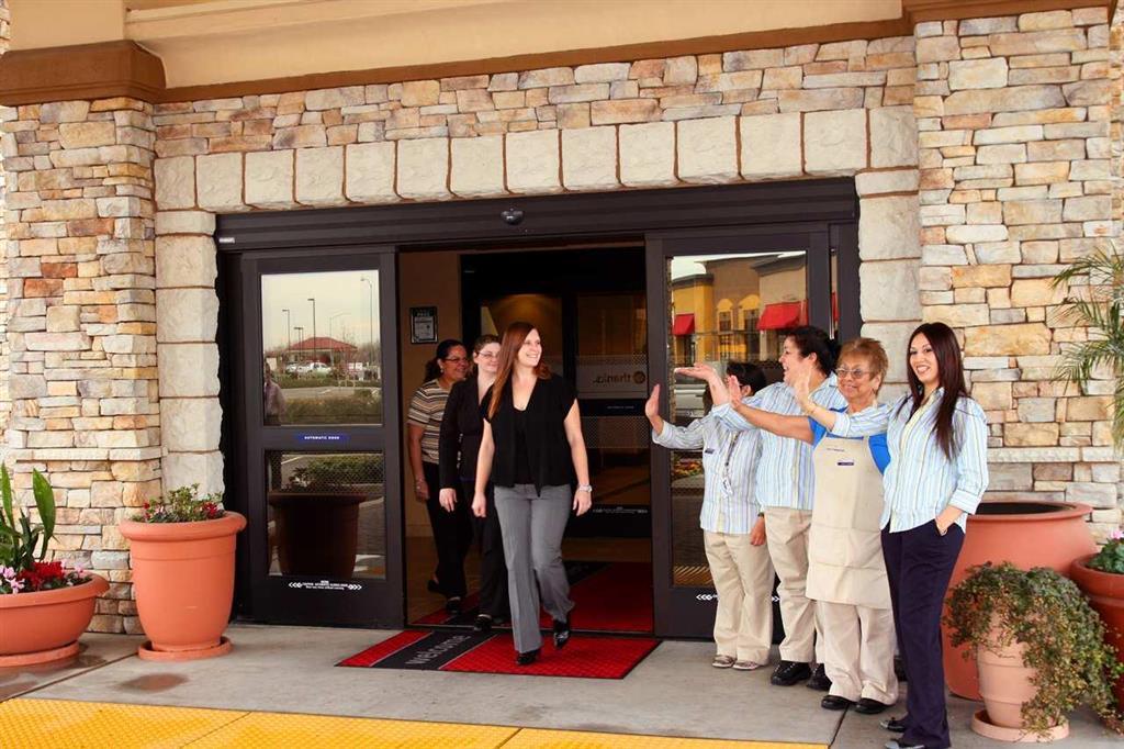Hampton Inn & Suites Sacramento-Elk Grove Laguna I-5 Екстериор снимка